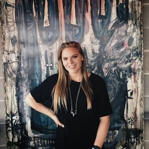 Meet your Posher, Alissa